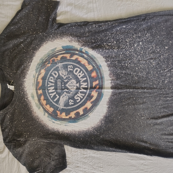 Women's Black Lynyrd Skynyrd Graphic Tee - Picture 1 of 6
